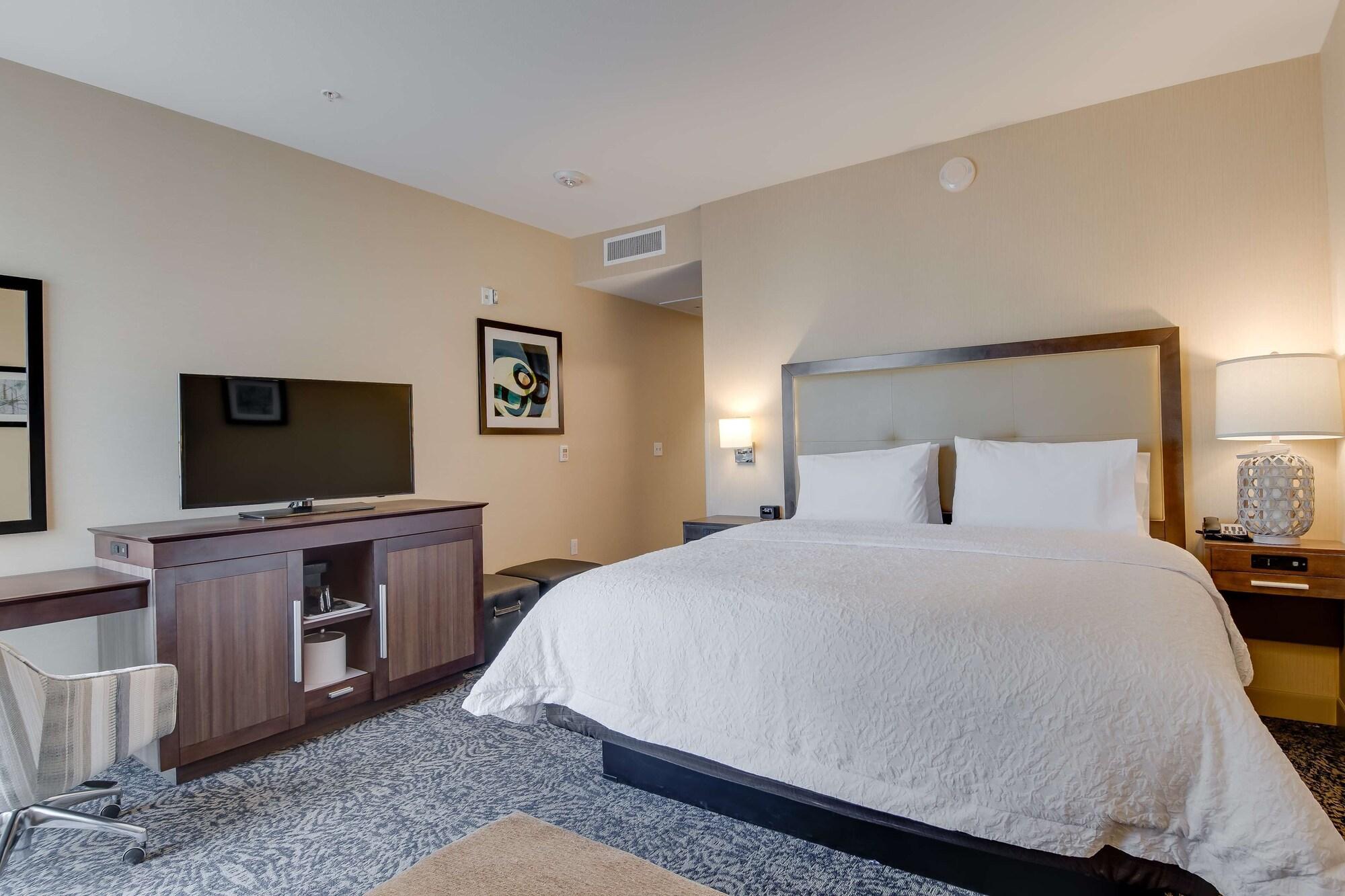 Hampton Inn & Suites Los Angeles - Глендейл Екстер'єр фото